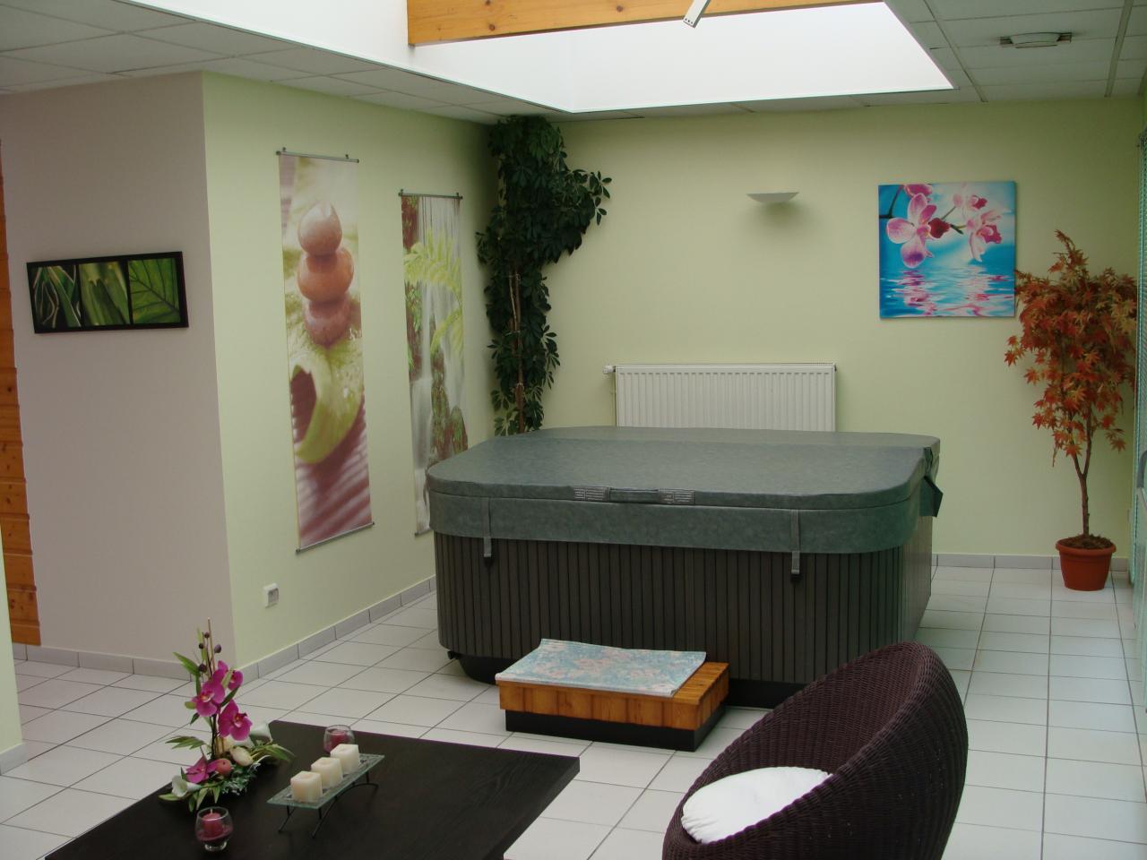 Votre jacuzzi pour des moments de détente...
