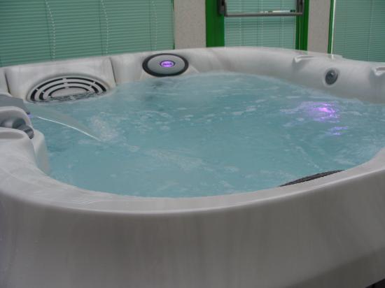 Avec lumières et cascade !!!